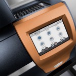 DSC 2500 - "App-style" touch screen with One Touch Away™